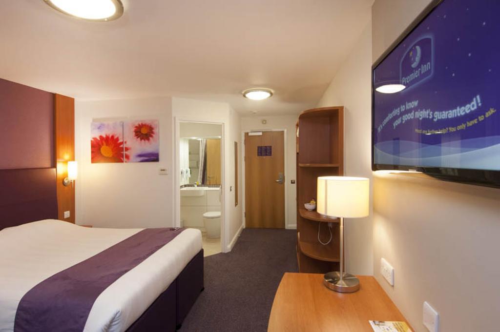 Campanile Hotel Doncaster Exteriör bild